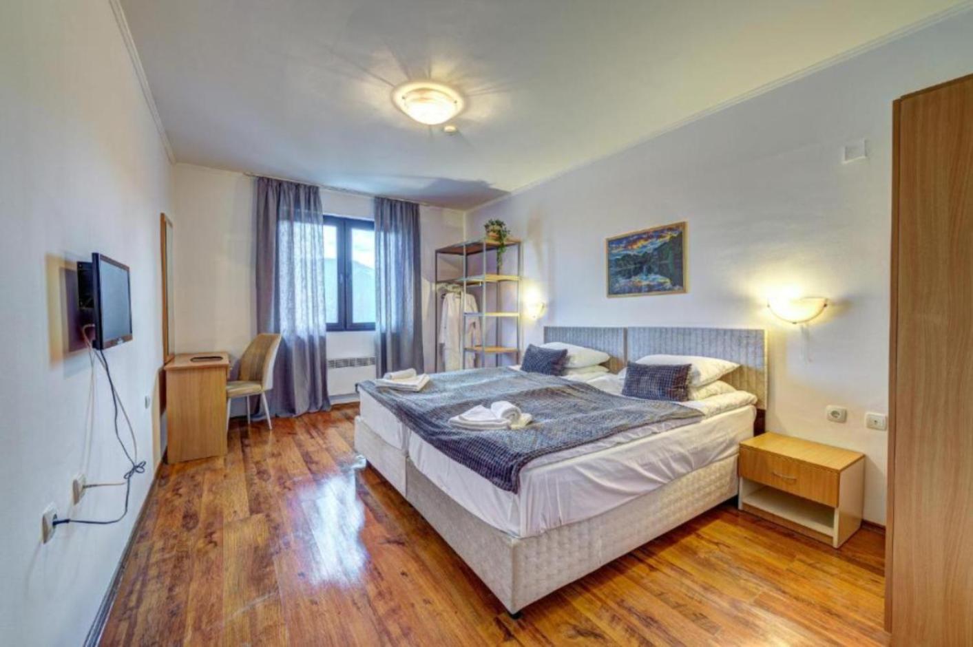 Silver Hills Rooms & Apartments With Free Parking 斯莫梁 外观 照片