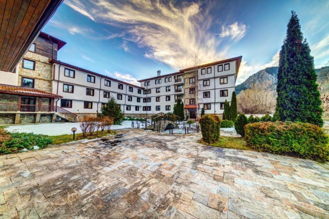 Silver Hills Rooms & Apartments With Free Parking 斯莫梁 外观 照片