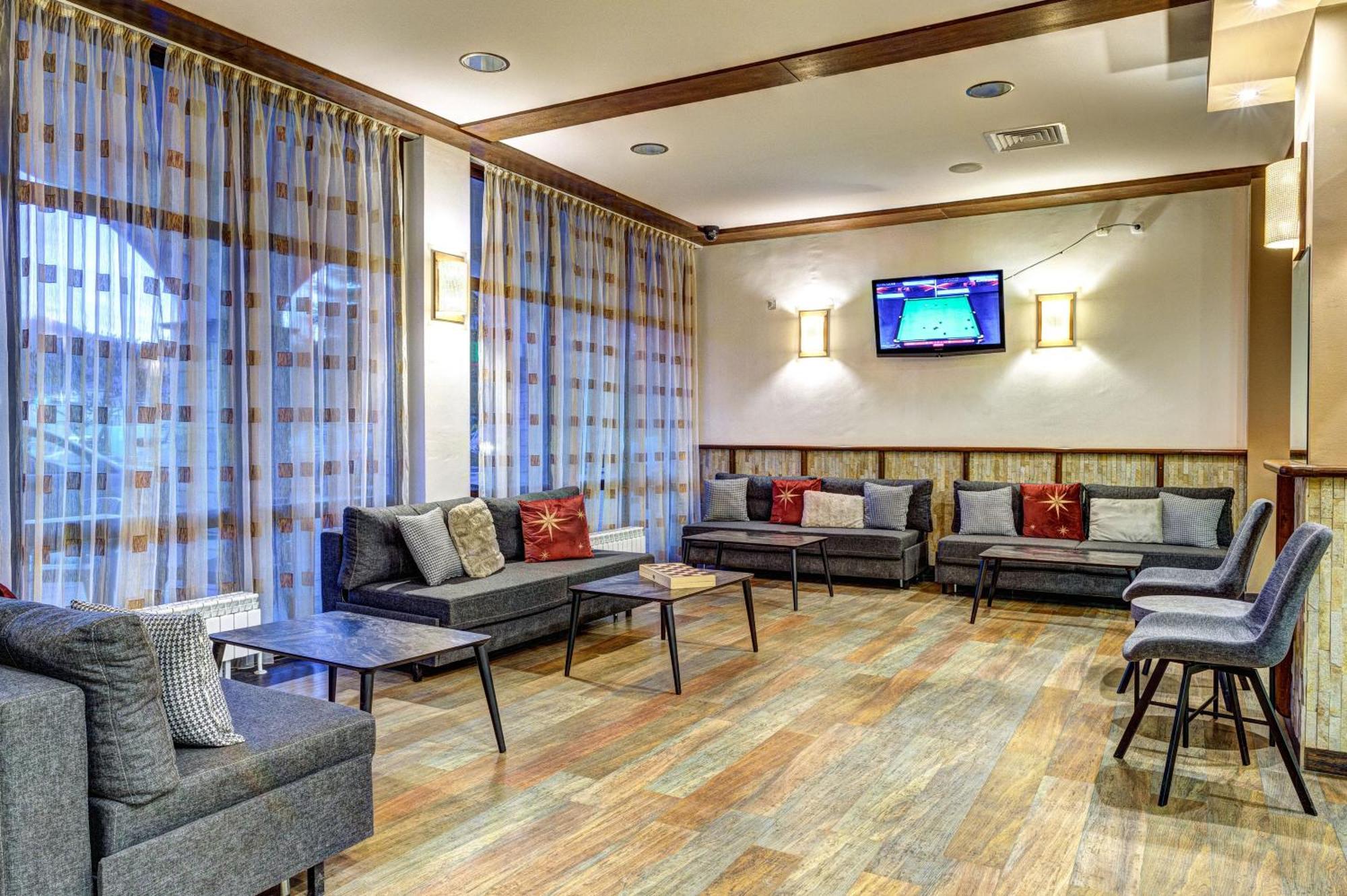 Silver Hills Rooms & Apartments With Free Parking 斯莫梁 外观 照片